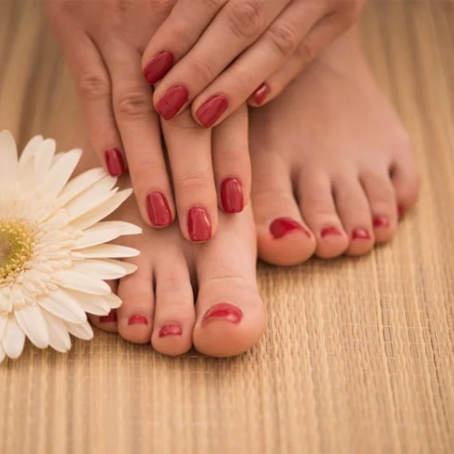 How At-Home Mani-Pedi Services Save Time and Reduce Stress for Professionals